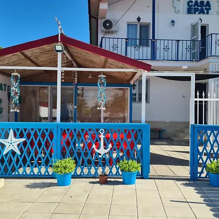 בית הארחה Casa Epat 3*